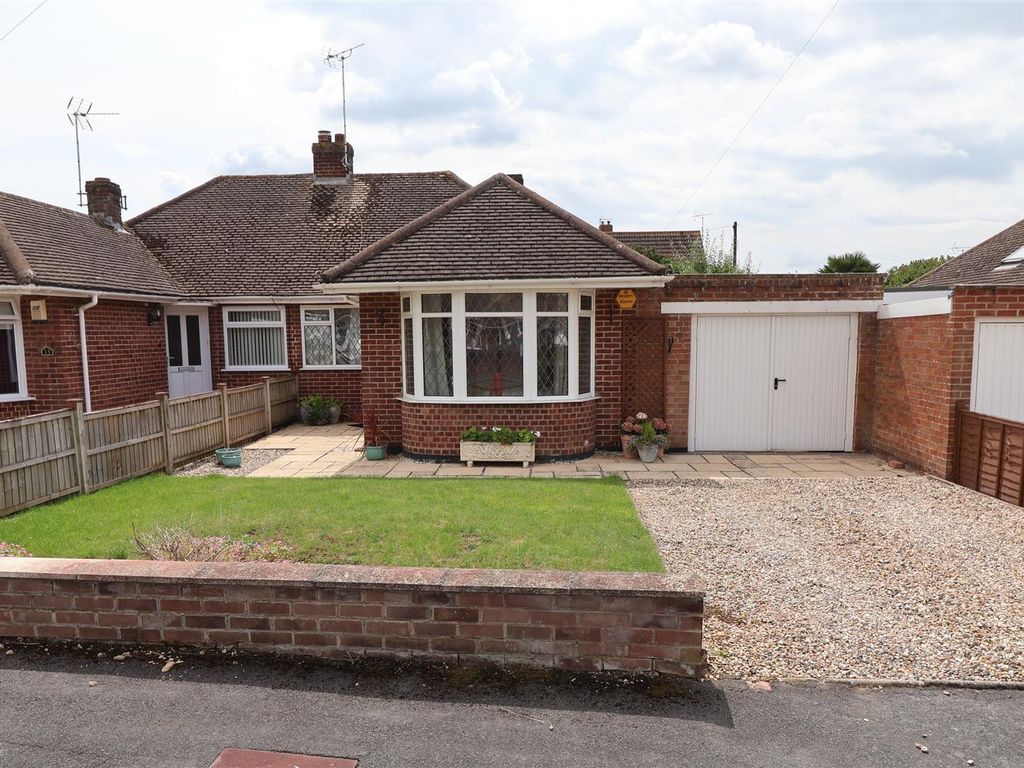 2 bed semidetached bungalow for sale in Tyndale Road, Hucclecote, Gloucester GL3 Zoopla