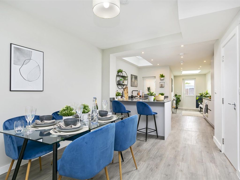 4 bed semidetached house for sale in Princes Road, Teddington TW11