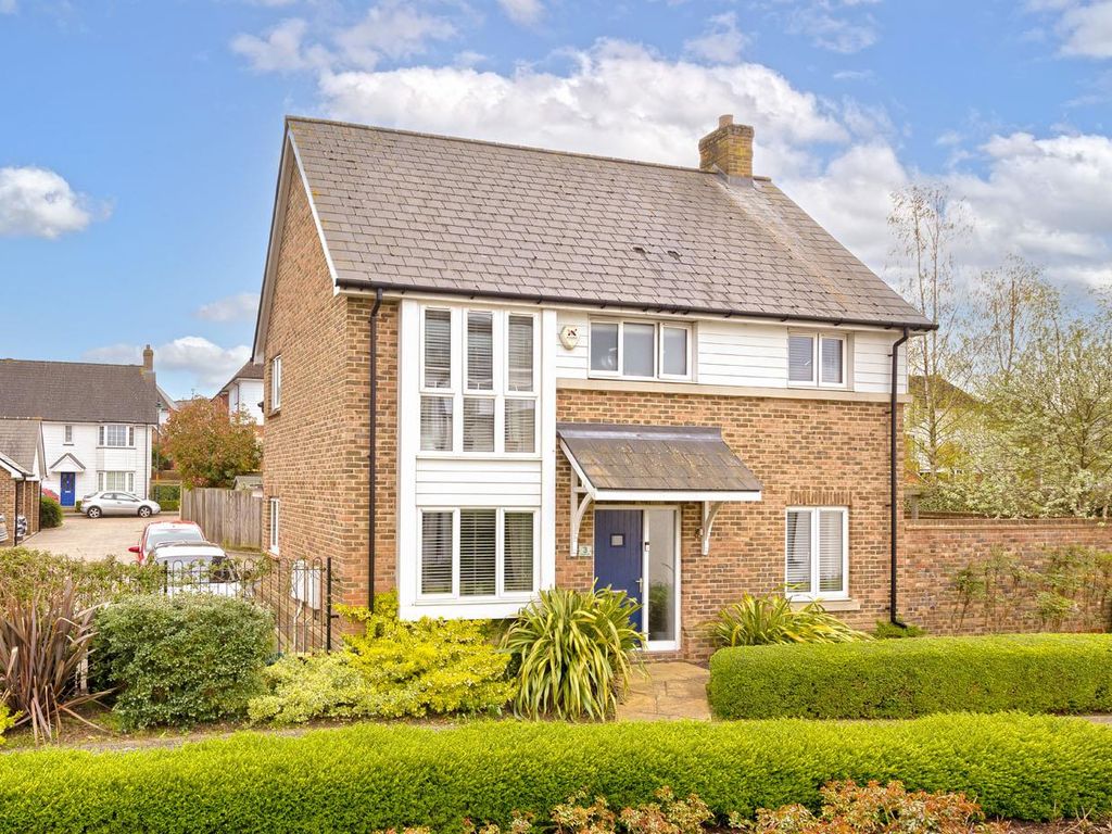 4 bed detached house for sale in Sungold Walk, Kings Hill, West Malling