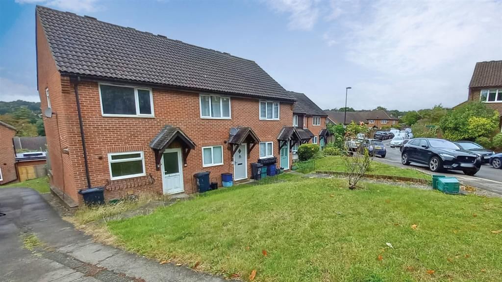 2 bed end terrace house for sale in Aveling Close, Purley CR8, £279,000 Zoopla