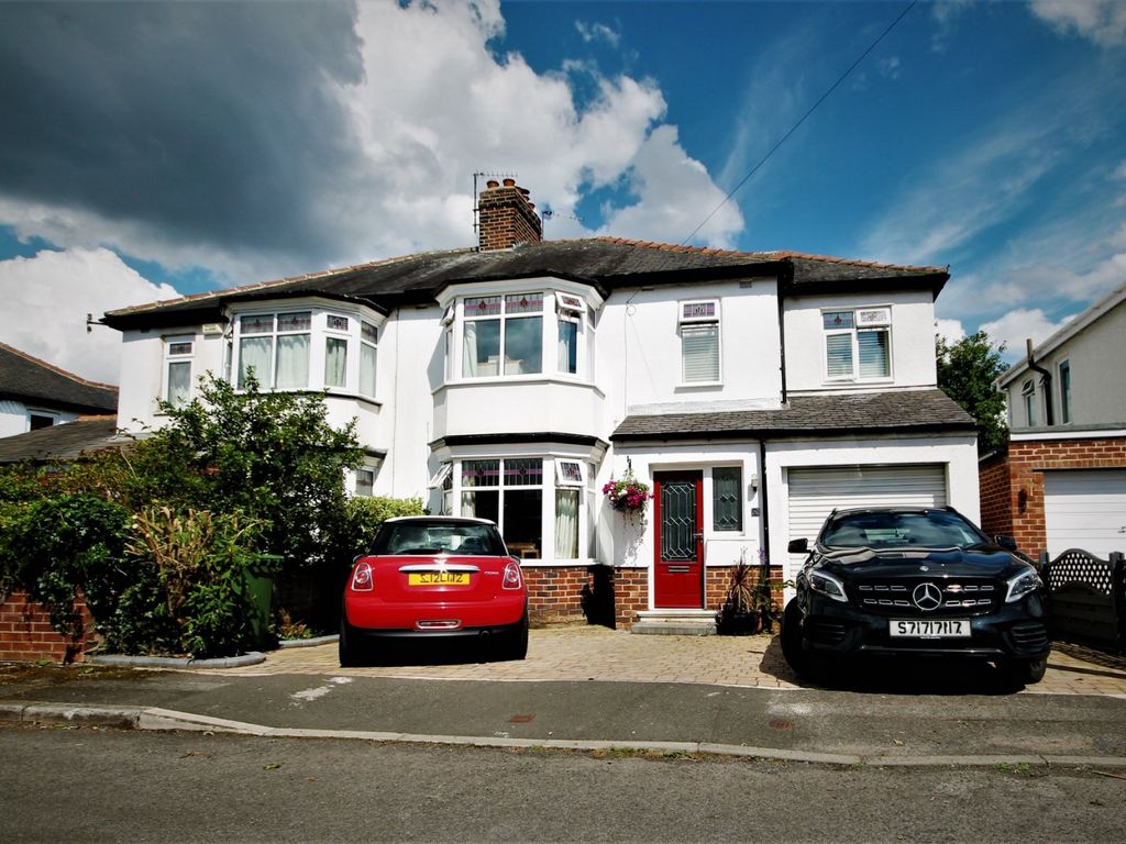 4 bed semidetached house for sale in Greenwood Road, Hartburn