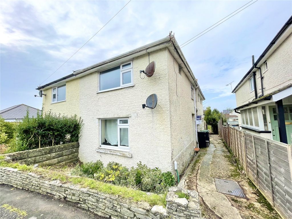 1 bed for sale in Beaulieu Road, Christchurch BH23, £220,000