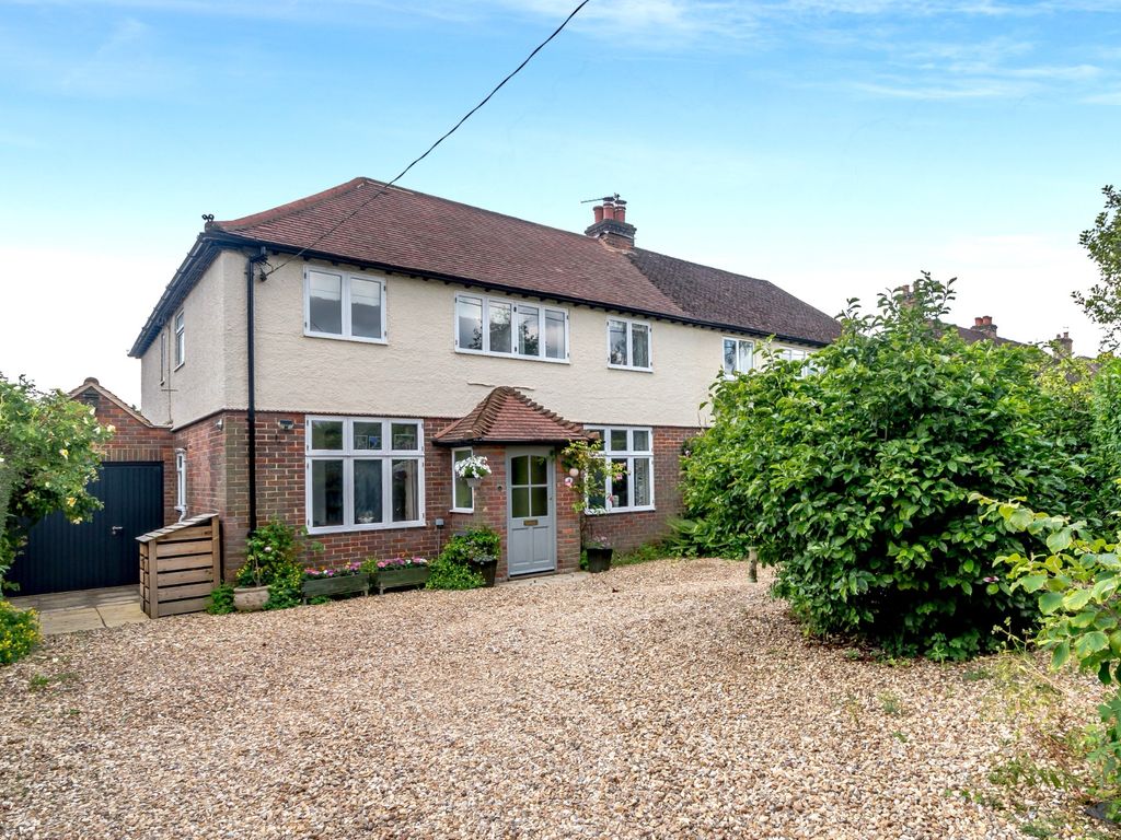4 bed semidetached house for sale in Stanley Hill Avenue, Amersham HP7