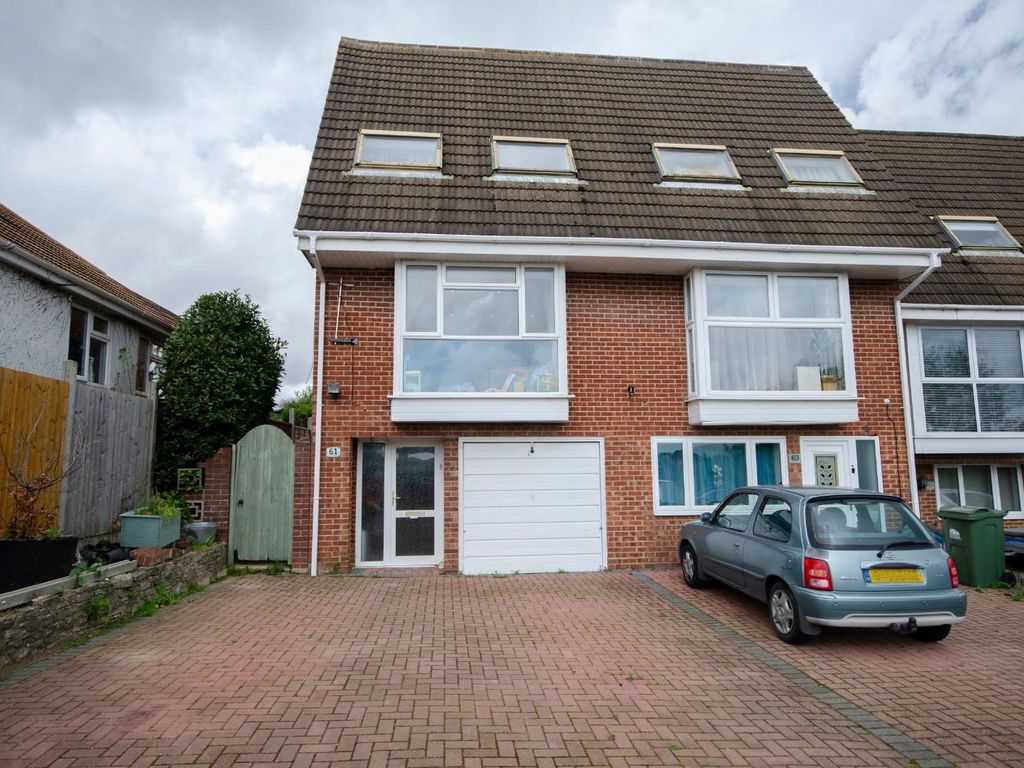3 bed town house to rent in St. Aubins Avenue, Sholing, Southampton