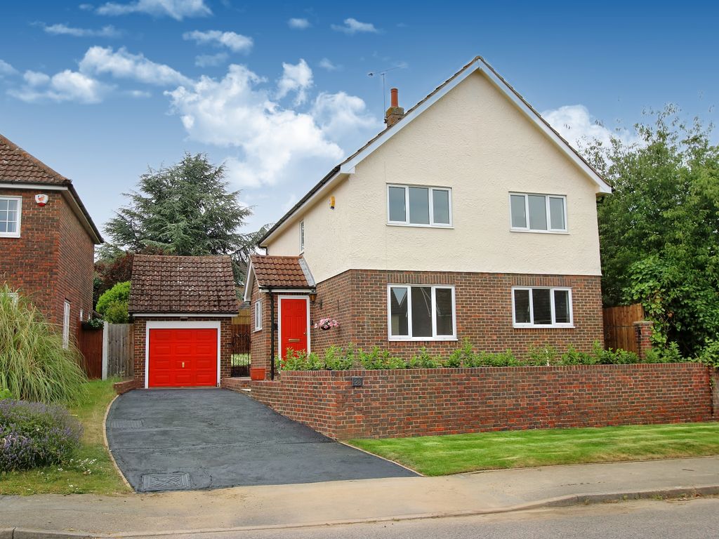 4 bed detached house for sale in Godfrey Way, Dunmow CM6 Zoopla