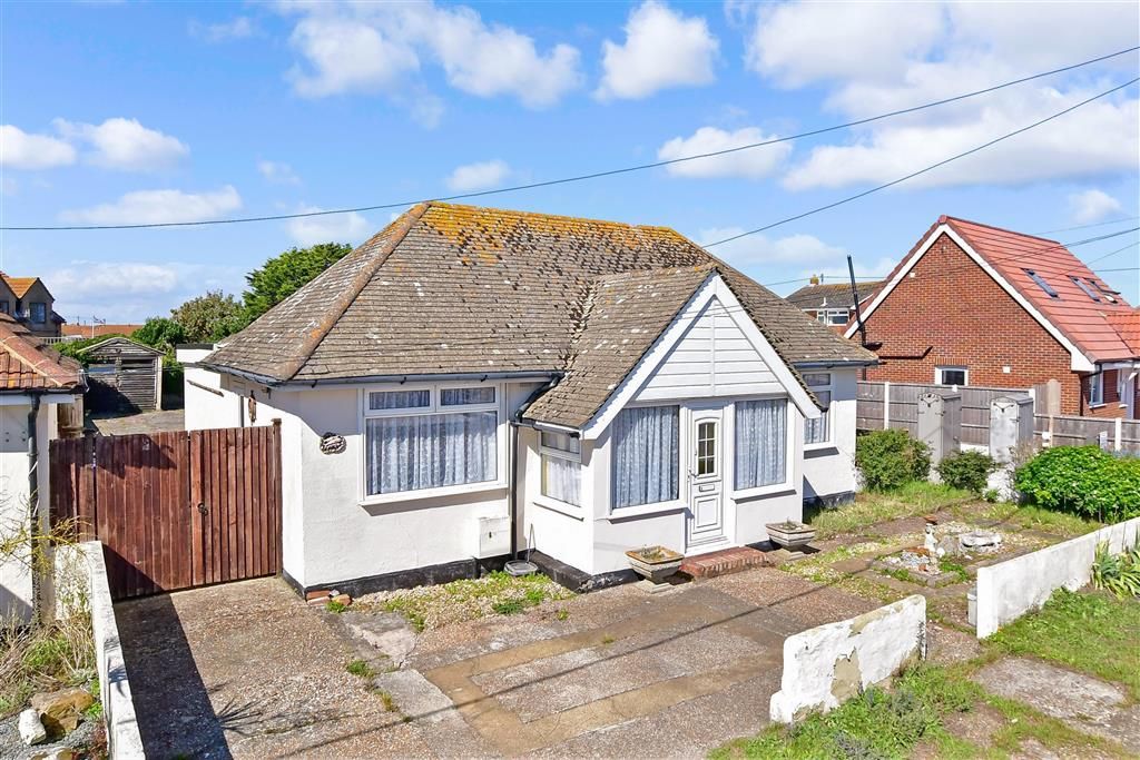 3 bed detached bungalow for sale in Williamson Road, LyddOnSea, Kent