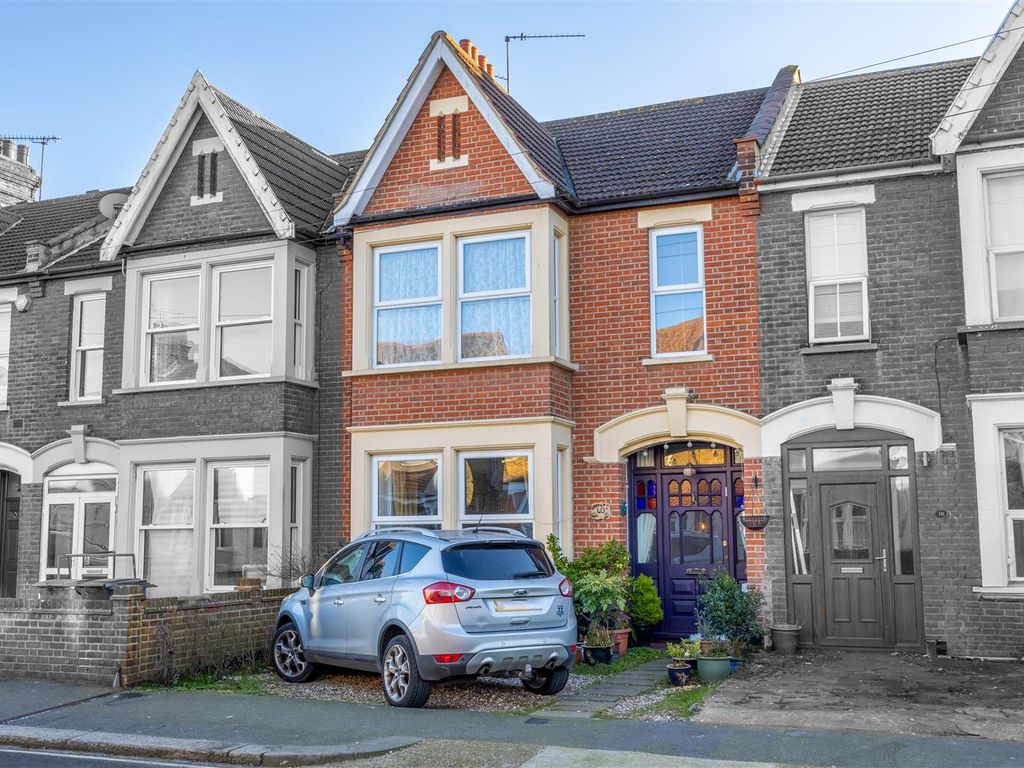 3 bed terraced house for sale in Swanage Road, SouthendOnSea SS2, £