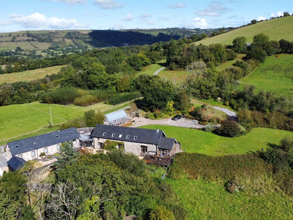 4 bed barn conversion for sale in Taliaris, Llandeilo, Carmarthenshire