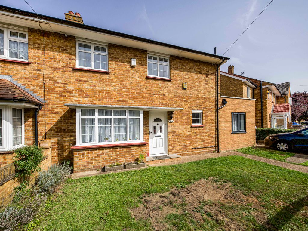 5 bed semidetached house for sale in Heather Lane, Yiewsley, West