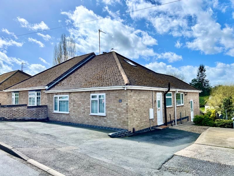 3 bed bungalow for sale in Bonchurch Road, Whitwick, Coalville LE67, £