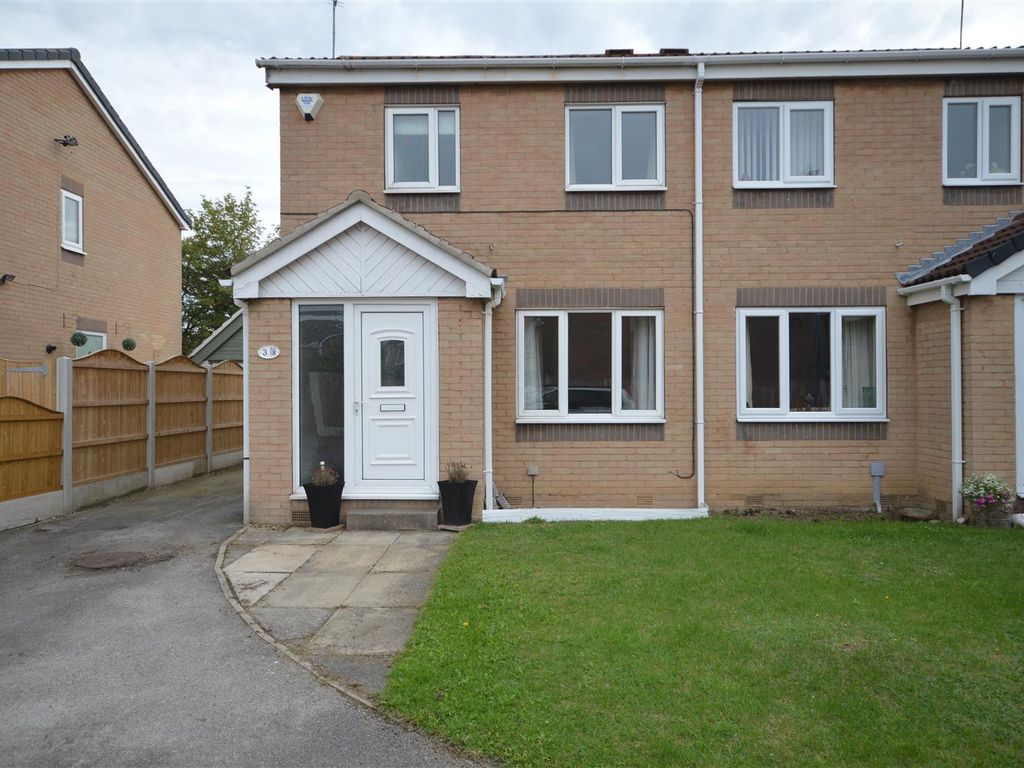 3 bed semidetached house to rent in Clayton Place, Altofts, Normanton