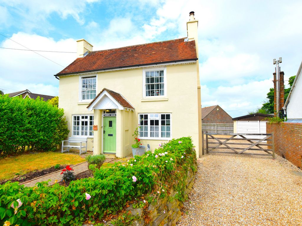 4 bed detached house for sale in Windmill Hill, Hailsham BN27, £575,000