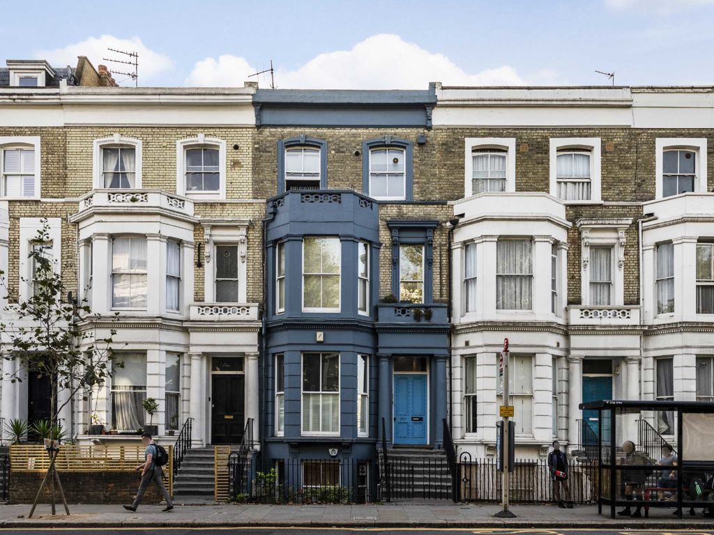 2 bed flat for sale in Ladbroke Grove, London W10, £650,000 Zoopla