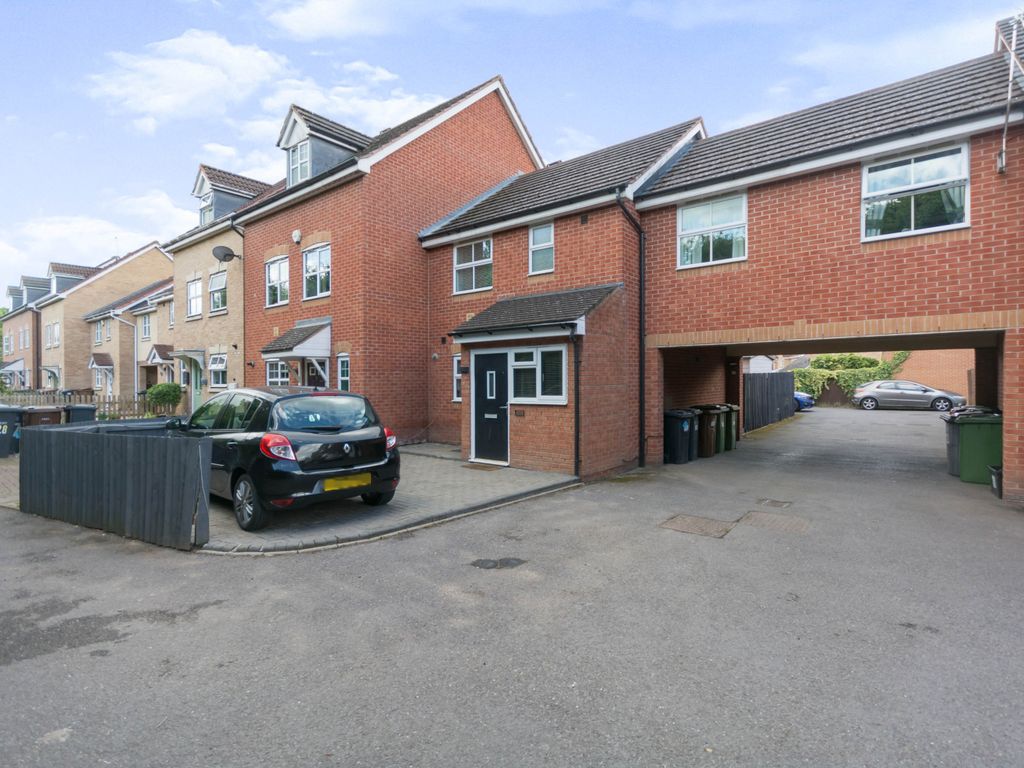 3 bed mews house for sale in Kitegreen Close, Chelmsley Wood