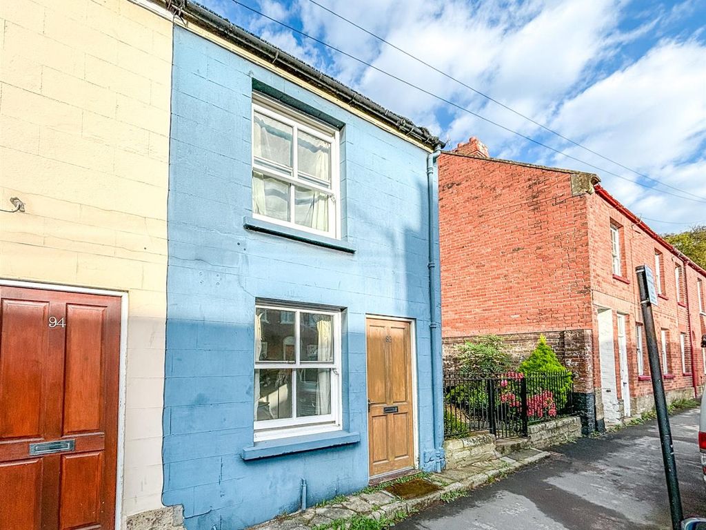 1 bed end terrace house to rent in South Street, Bridport DT6, £775 pcm Zoopla