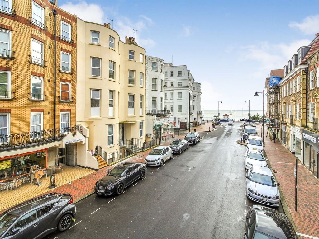2 bed flat for sale in Terminus Road, Eastbourne BN21, £130,000 Zoopla