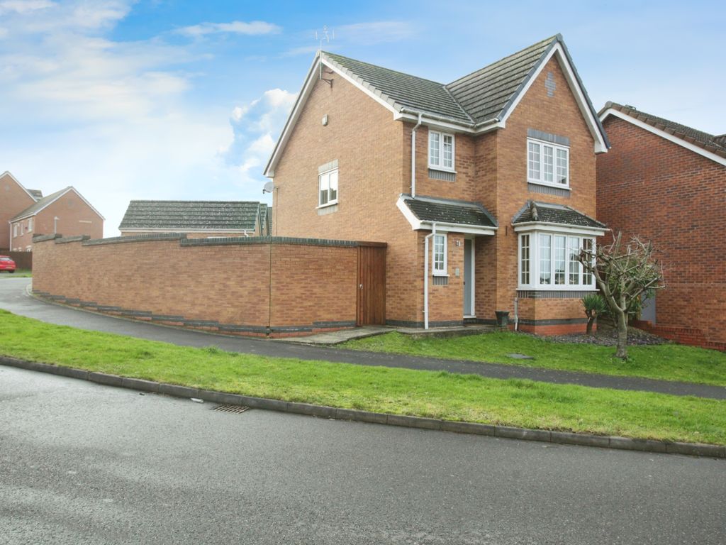 3 bed detached house for sale in St. Matthews Close, Nuneaton