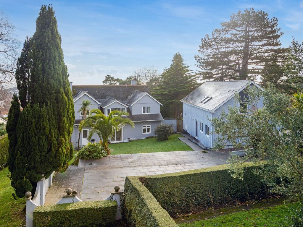 6 bed detached house for sale in Lydwell Road, Torquay TQ1 Zoopla