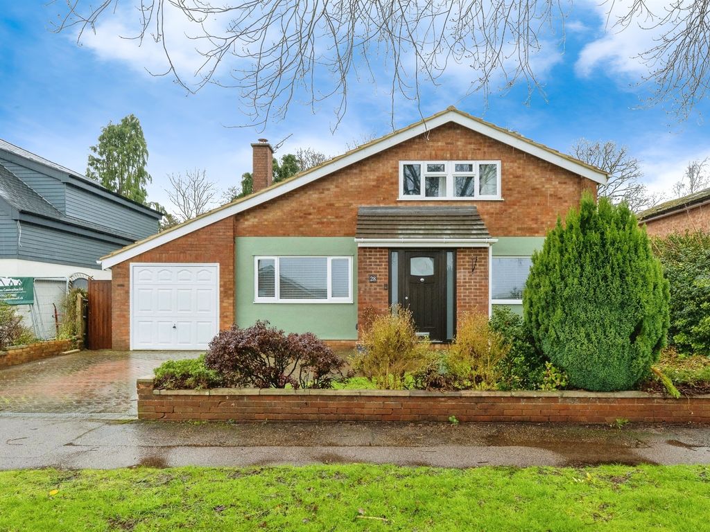 3 bed detached house for sale in Neville Crescent, Bromham, Bedford
