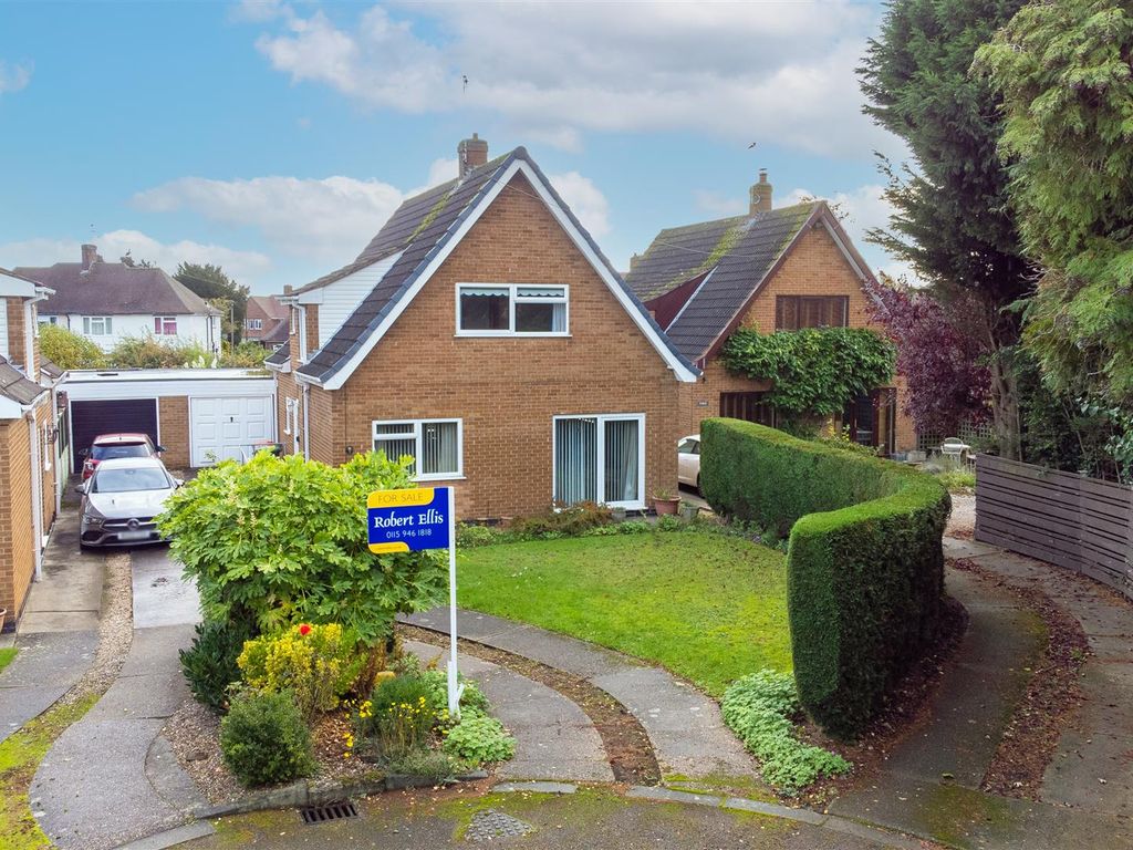 3 bed detached house for sale in Inchwood Close, Toton, Beeston