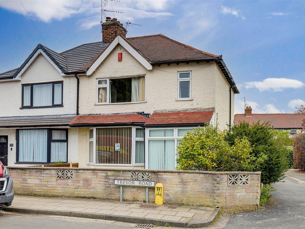 3 bed semidetached house for sale in Trevor Road, Beeston