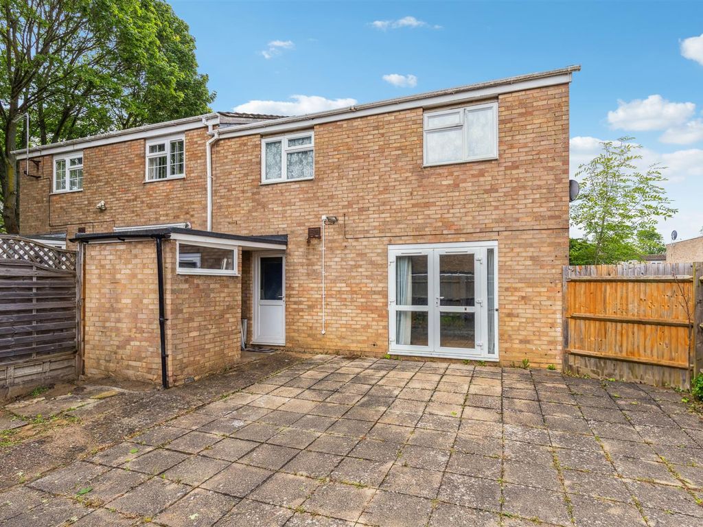 3 bed property for sale in York Road, Stevenage, Hertfordshire, 4E SG1