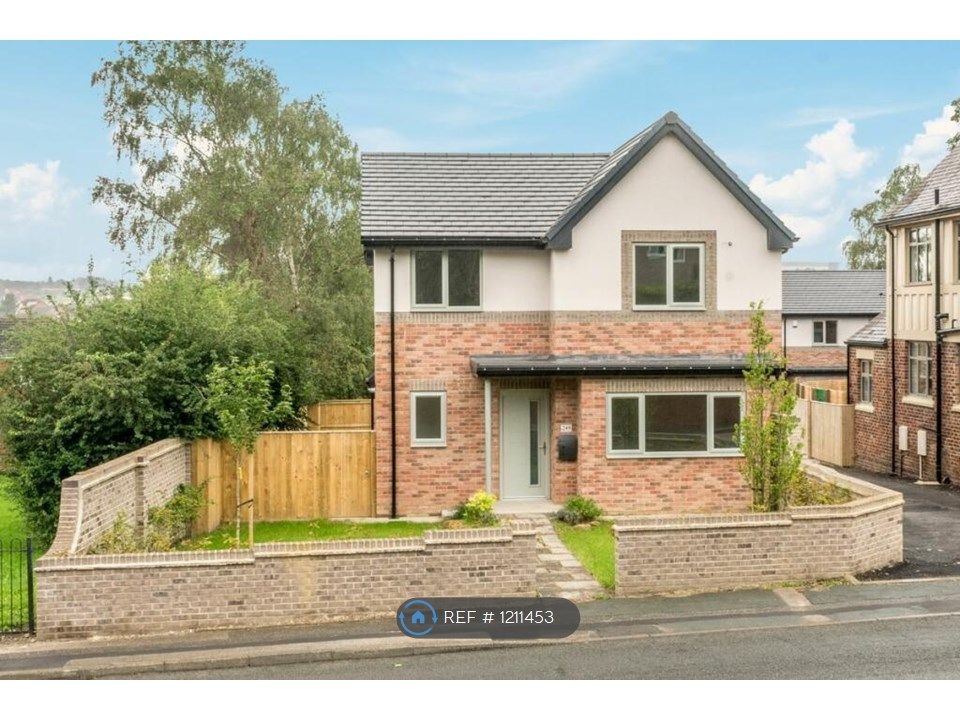 4 bed detached house to rent in Batley Road, Wakefield WF2, £1,750 pcm