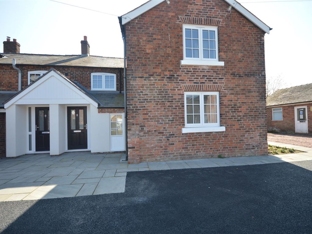 3 bed semidetached house to rent in Sandbach Road, Rode Heath, Stoke