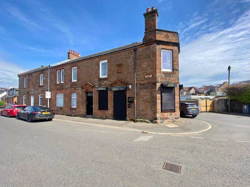 4 bed flat for sale in Somerset Road, Ayr KA8, £90,000 Zoopla
