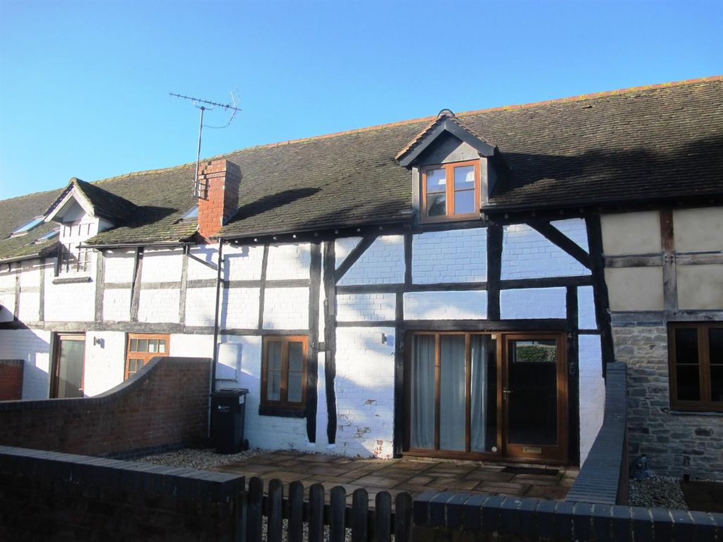 2 bed terraced house to rent in Kingsland, Leominster HR6, £750 pcm