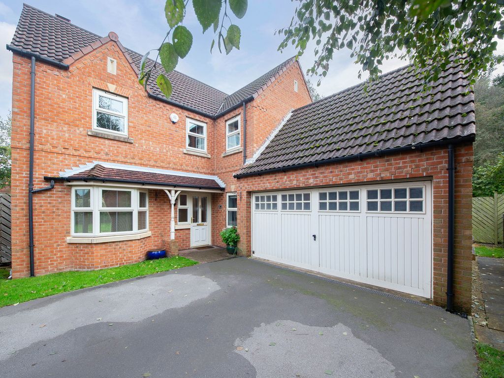 4 Bed Detached House For Sale In Roebuck Chase Wath Upon Dearne S63 £