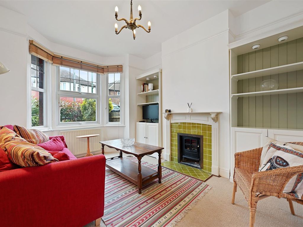 2 bed for sale in Carshalton Grove, Sutton SM1, £325,000