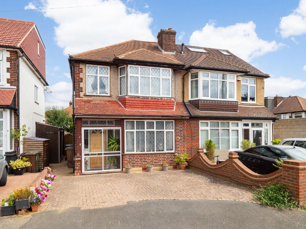 3 bed semidetached house for sale in Egham Close, Cheam, Sutton SM3