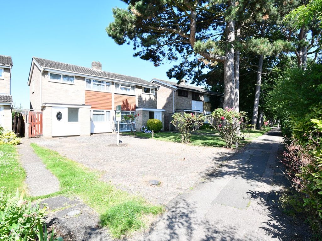 3 bed semidetached house for sale in Spruce Walk, Kempston, Bedford MK42, £260,000 Zoopla