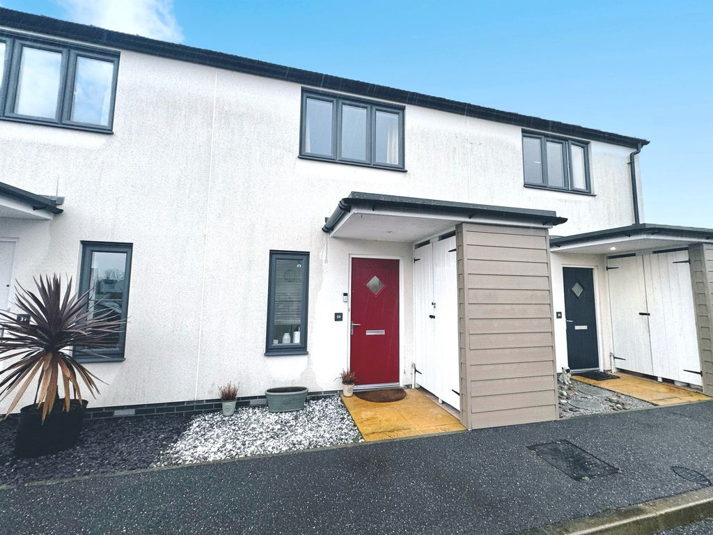 2 bed terraced house for sale in Gerbera Way, Cullompton EX15, £230,000