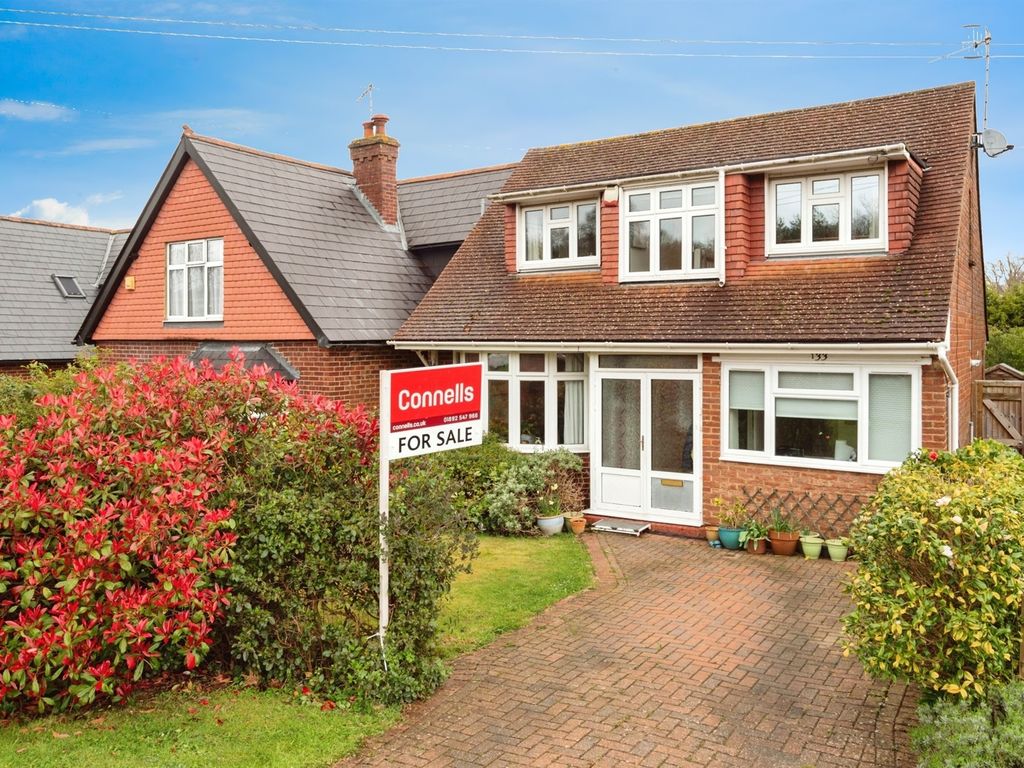 2 bed detached house for sale in Hastings Road, Pembury, Tunbridge