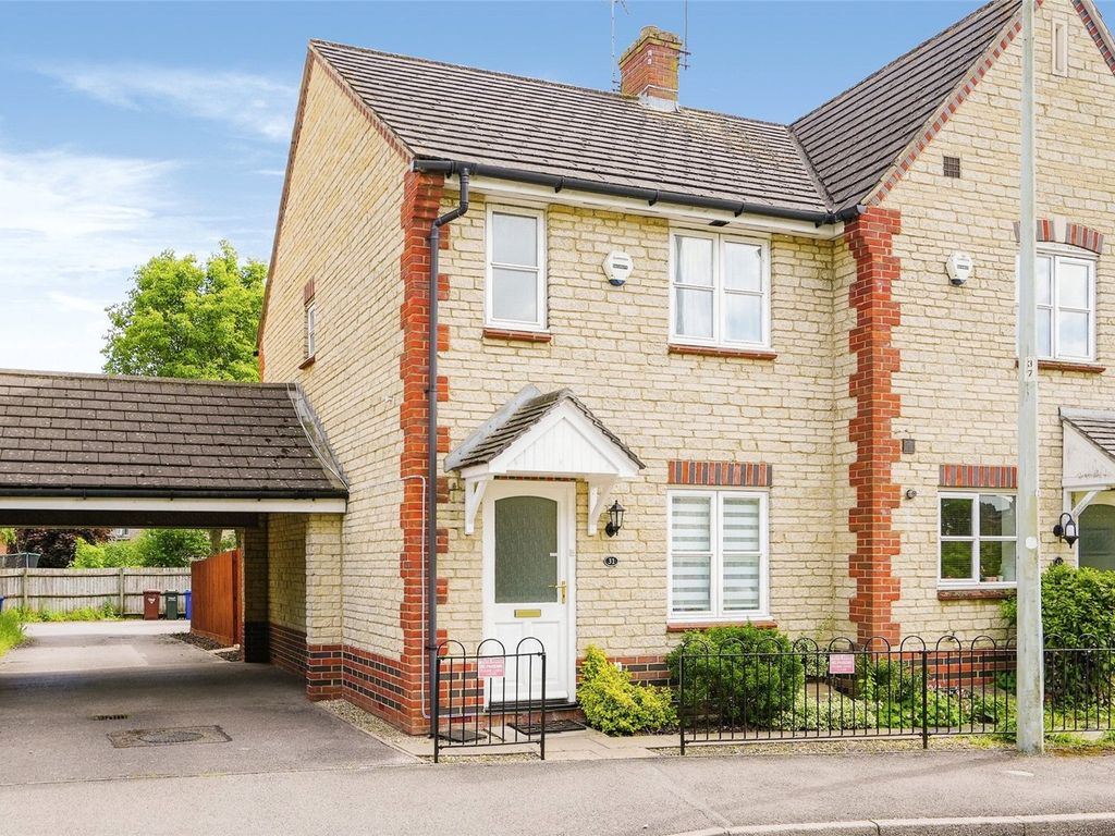 2 bed semidetached house for sale in Mallards Way, Bicester, Oxfordshire OX26 Zoopla