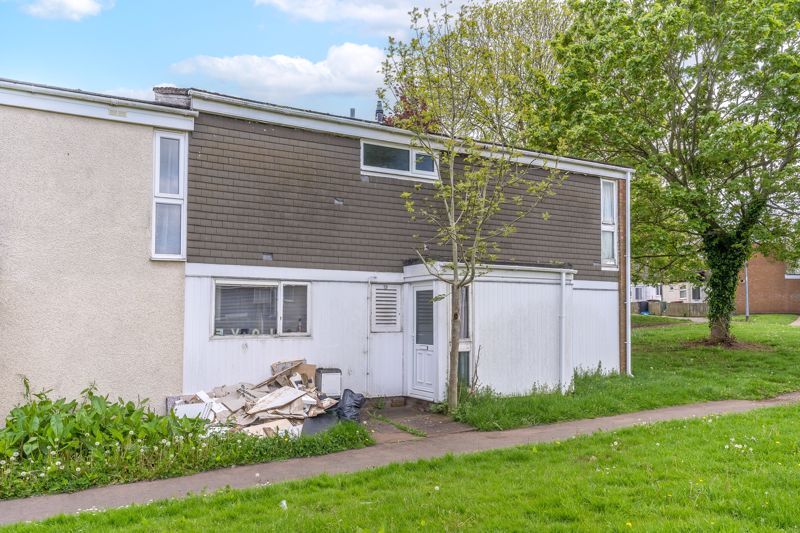 3 bed terraced house for sale in Selbourne, Telford TF7 - Zoopla
