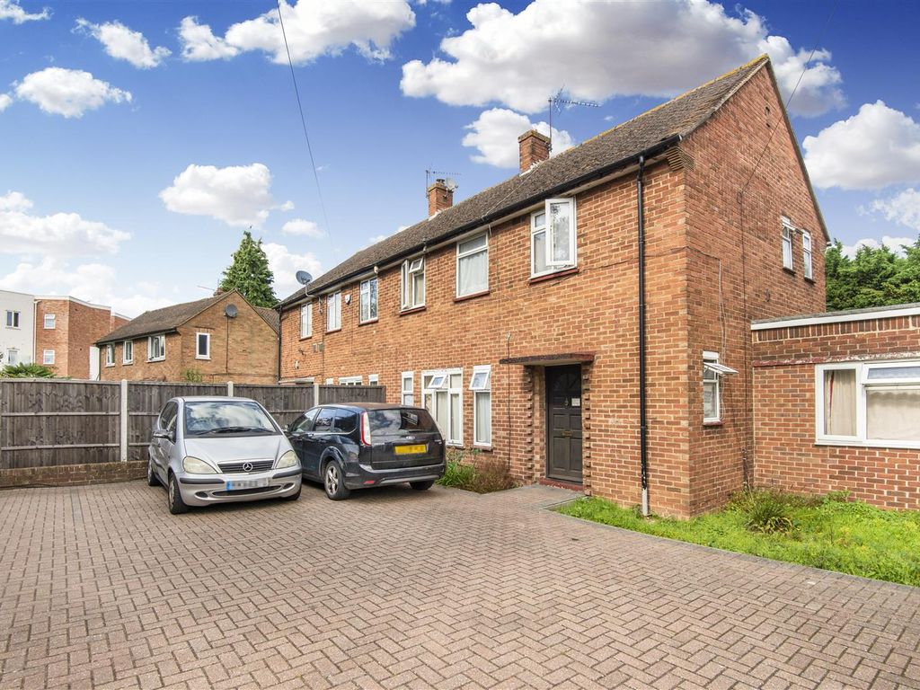 6 bed semidetached house for sale in Harlington Road, Uxbridge UB8, £