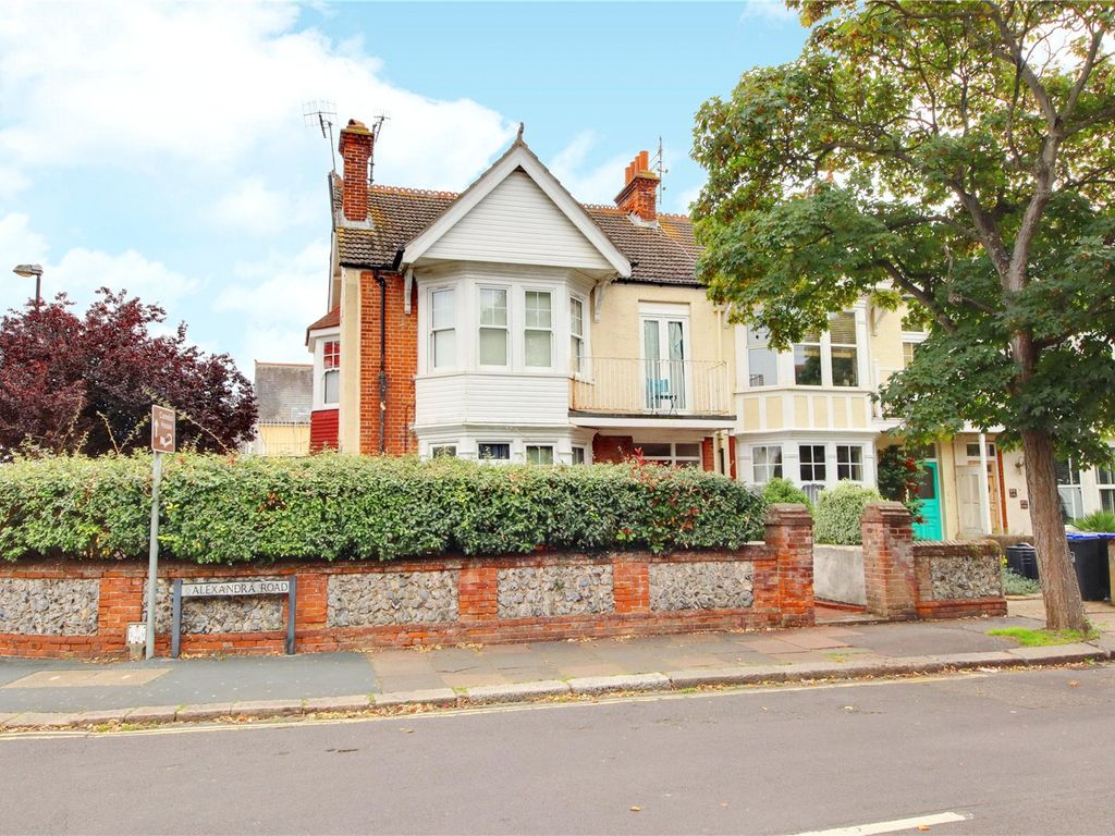 Studio for sale in Alexandra Road, Worthing, West Sussex BN11, £99,950