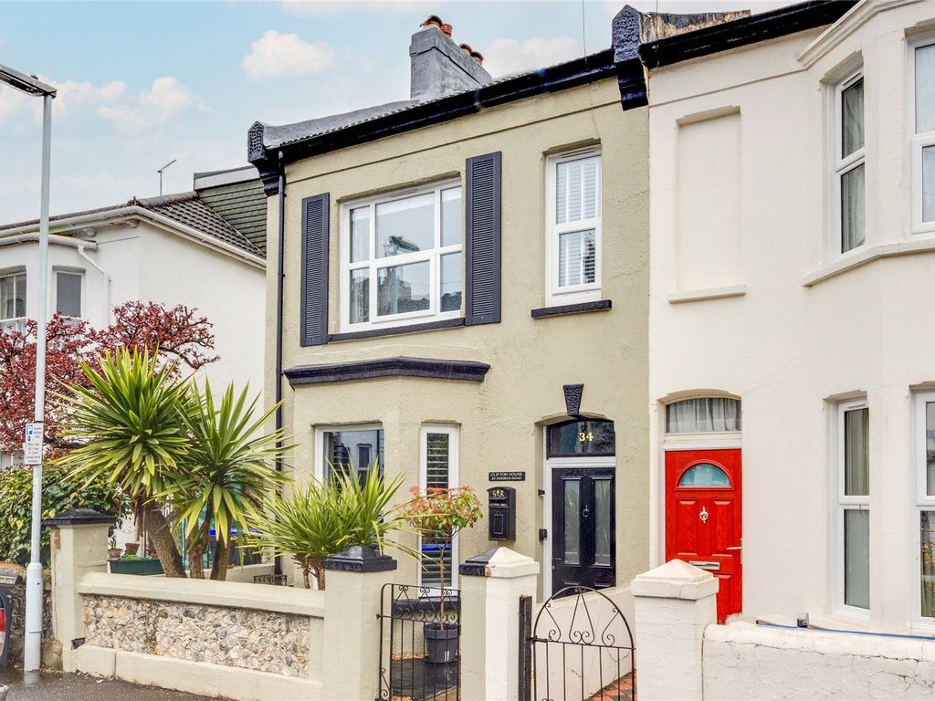 3 bed end terrace house for sale in Wenban Road, Worthing, West Sussex