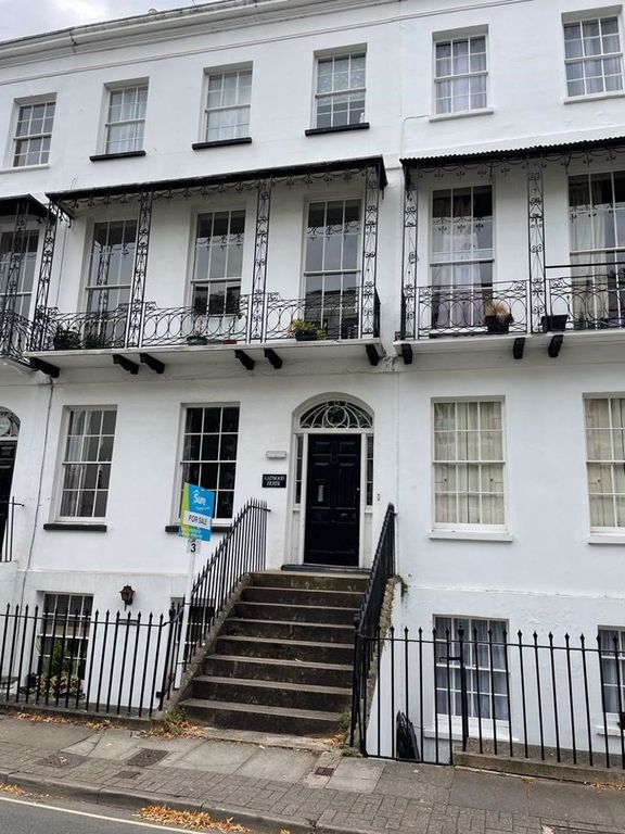 1 bed flat for sale in Wellington Street, Cheltenham GL50 Zoopla