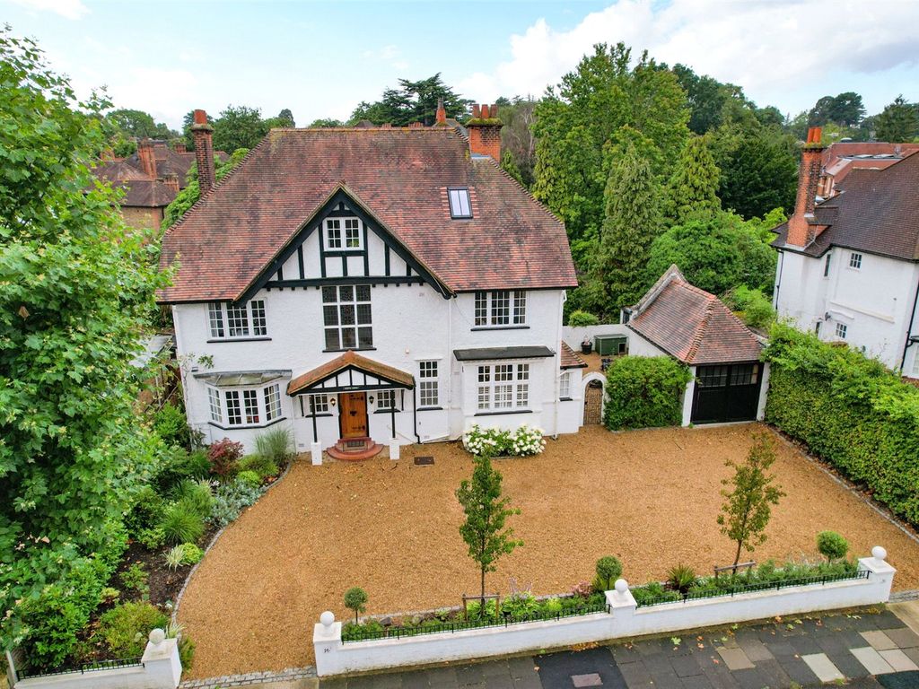 7 bed detached house for sale in Southborough Road, Surbiton KT6, £