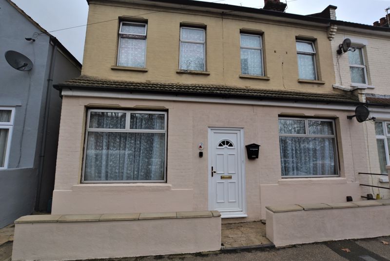 3 bed end terrace house for sale in Prittlewell Street, SouthendOnSea SS2 Zoopla