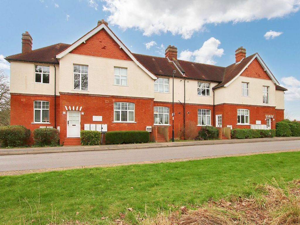 1 bed flat for sale in Shirley Oaks Road, Croydon CR0, £265,000 Zoopla