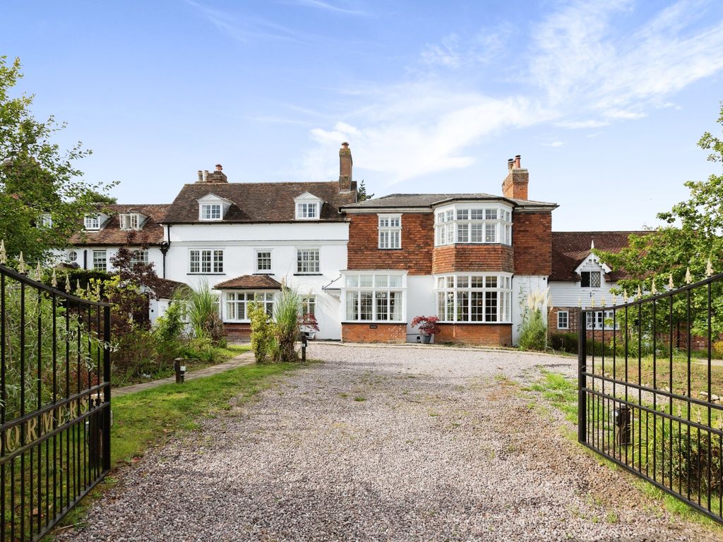 9 bed semidetached house for sale in Bessels Green Road, Sevenoaks