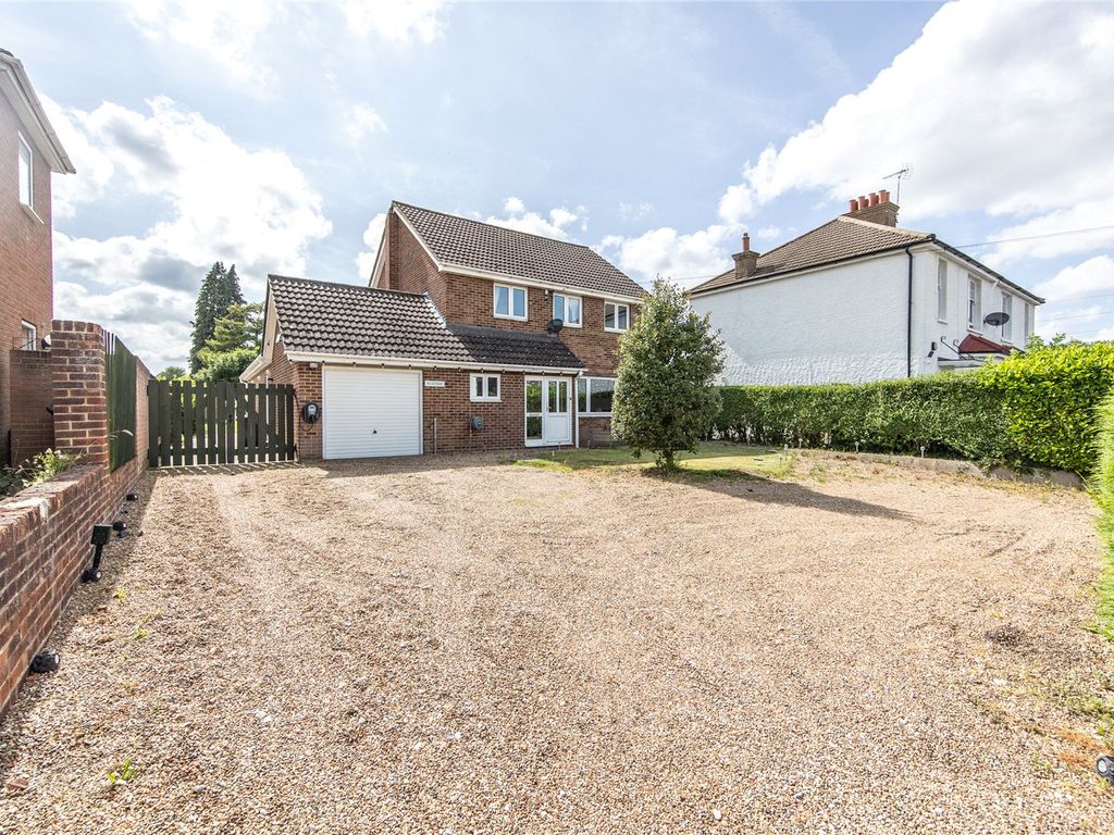 4 bed detached house for sale in Wrotham Road, Meopham, Gravesend, Kent