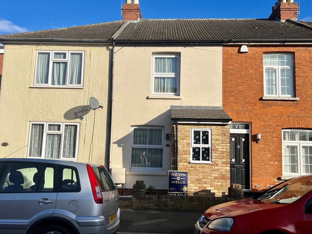 Hythe Park Road, Egham, Surrey TW20  