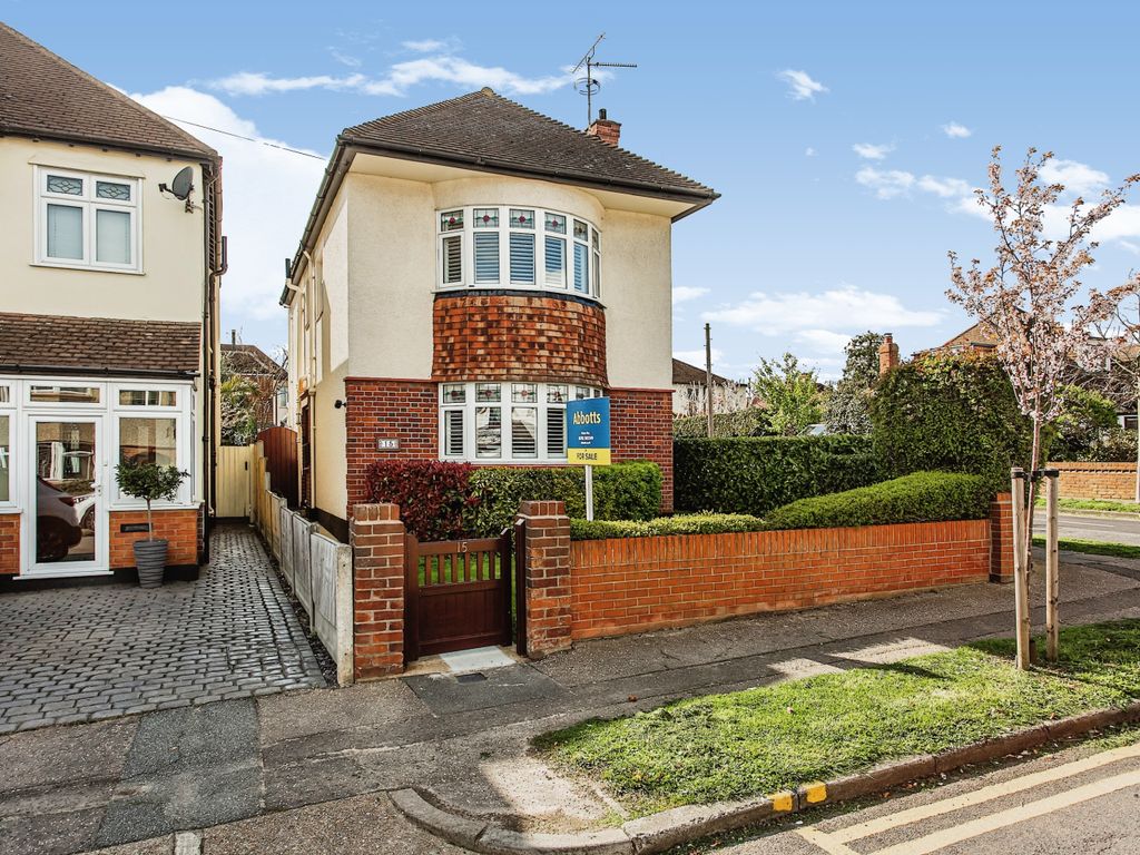 4 bed detached house for sale in Arlington Road, Wick Estate, Southend On Sea, Essex SS2 Zoopla