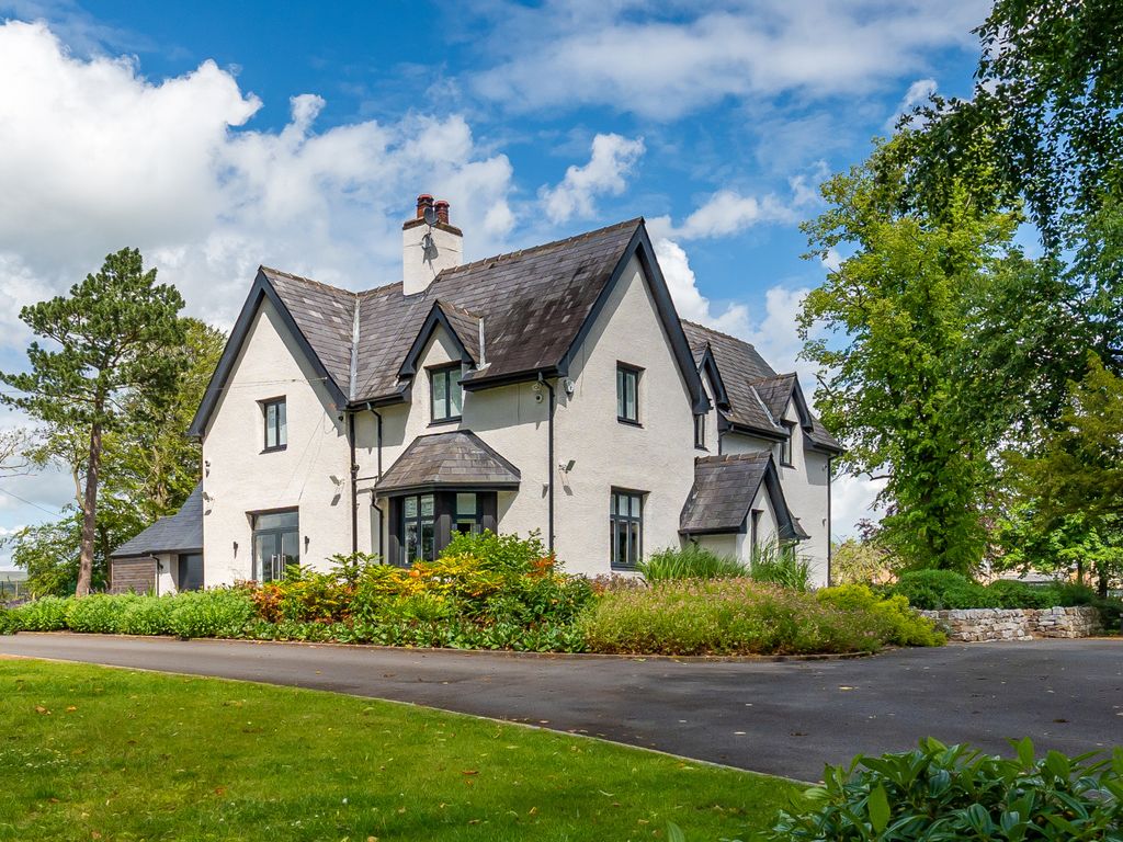 Detached house for sale in Henthorn Road, Clitheroe, Lancashire BB7, £